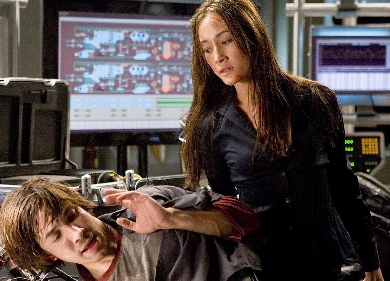 смотреть крепкий орешек